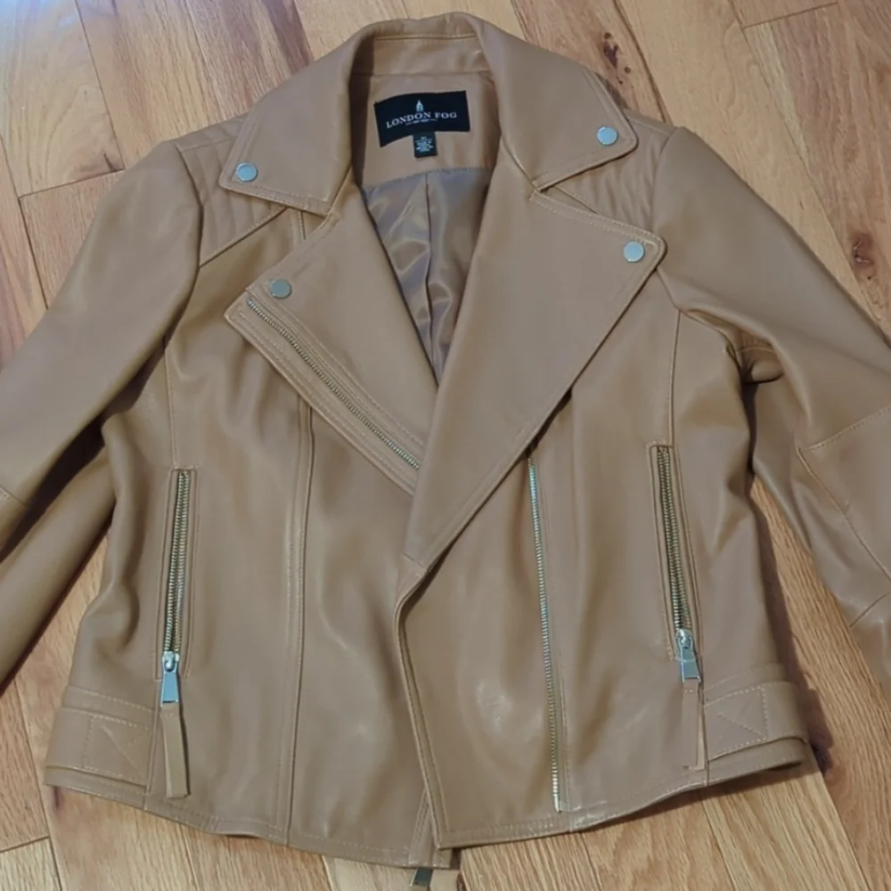 Leather Jacket - Picture 7 of 7